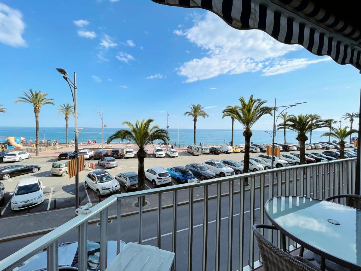 Happy Lloret Льорет-де-Мар Экстерьер фото