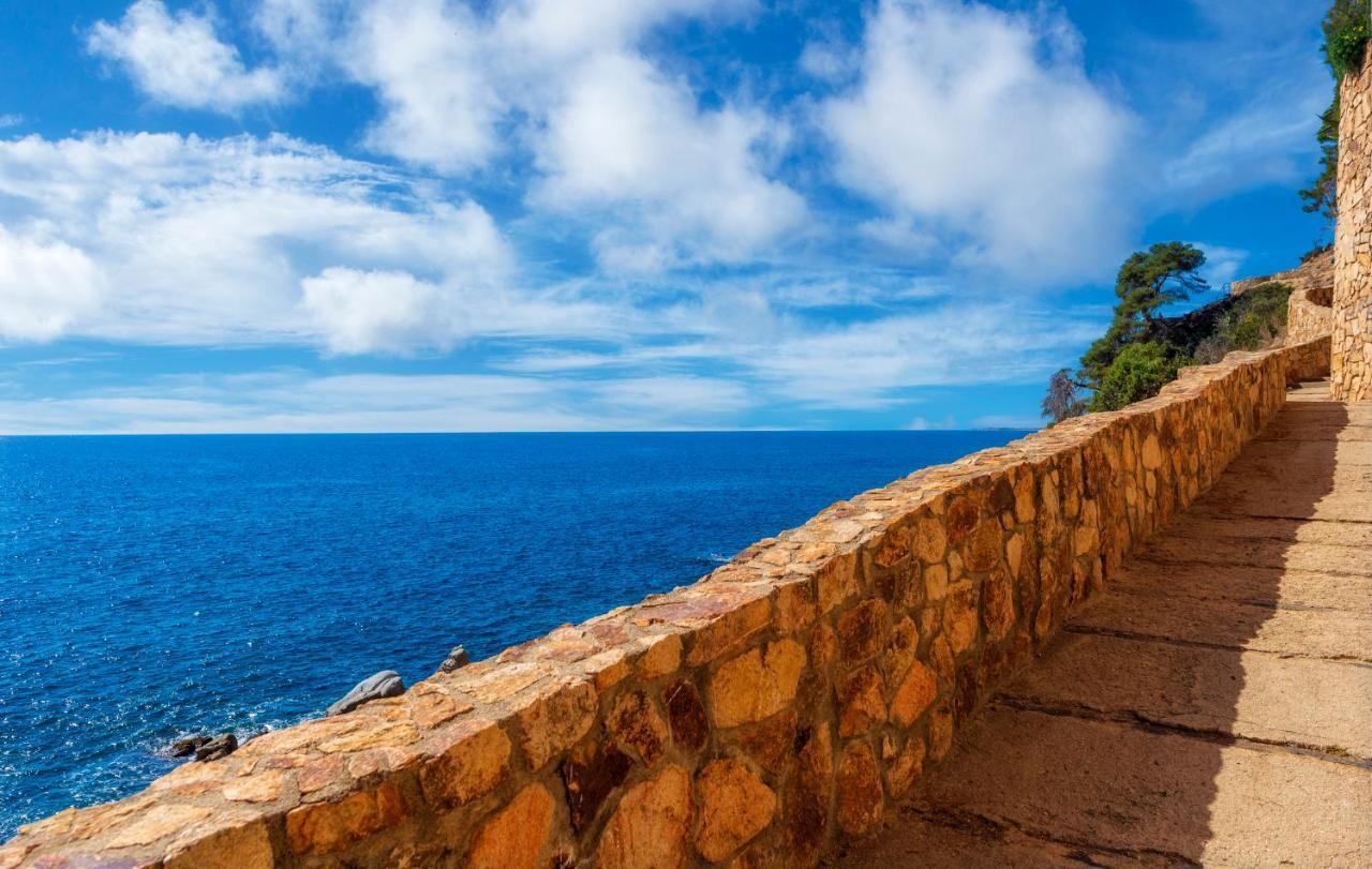 Happy Lloret Льорет-де-Мар Экстерьер фото